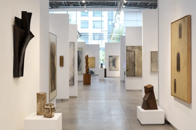 5 Best Books on the History of Art Fairs